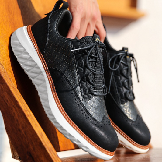 Scarpe da ginnastica ibride cucite a mano