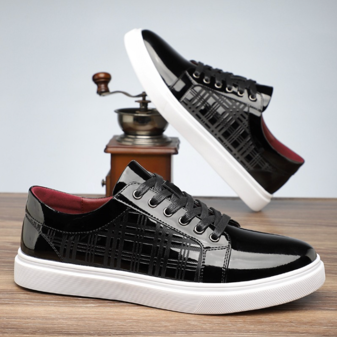 Sneakers lucidi eleganti