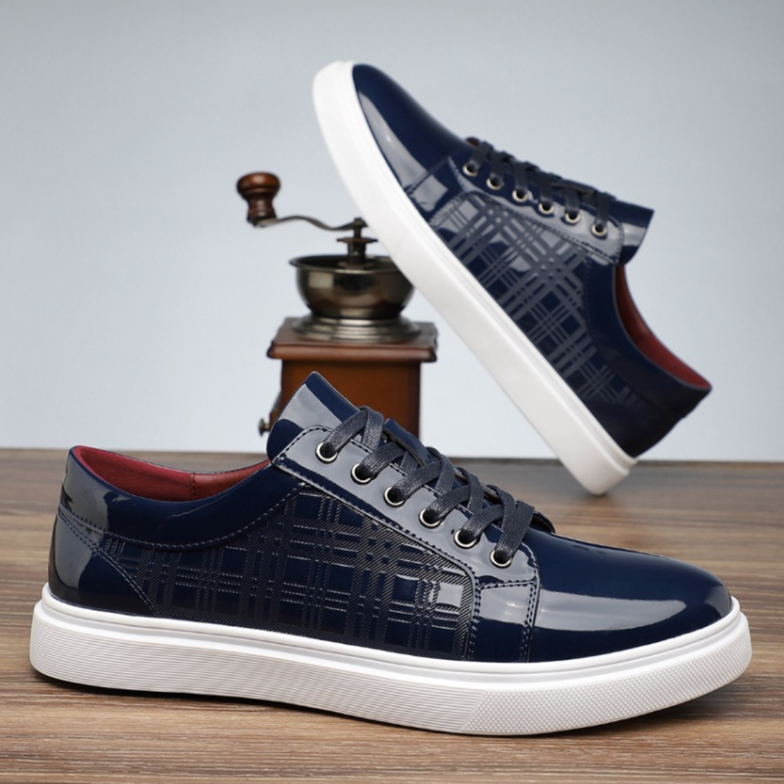 Sneakers lucidi eleganti